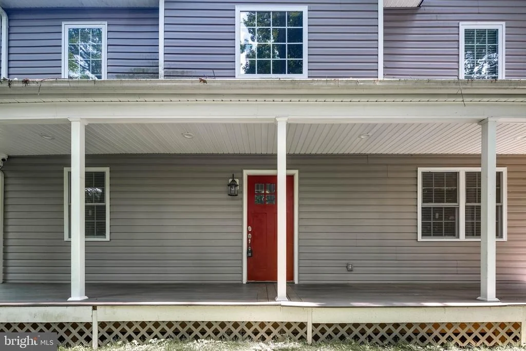 Photo of 3319 MAIL ROAD
