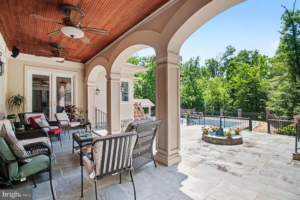 Photo of 5985 SAINT CATHERINES LANE