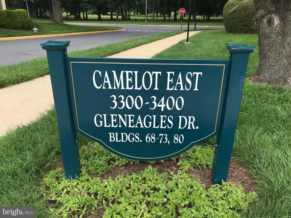 Photo of Unit 712D at 3362 GLENEAGLES DRIVE