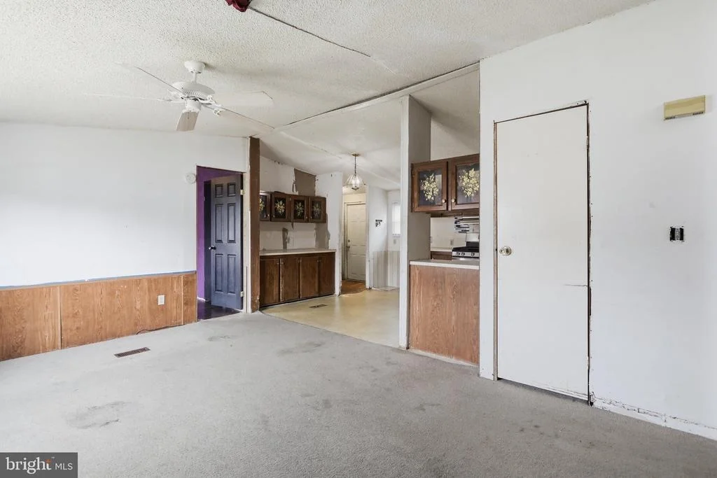 Photo of 12115 HEATHER DRIVE