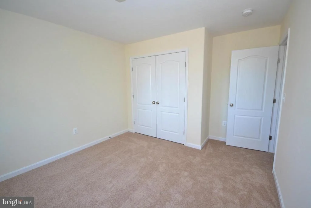 Photo of 628 LATANE DRIVE