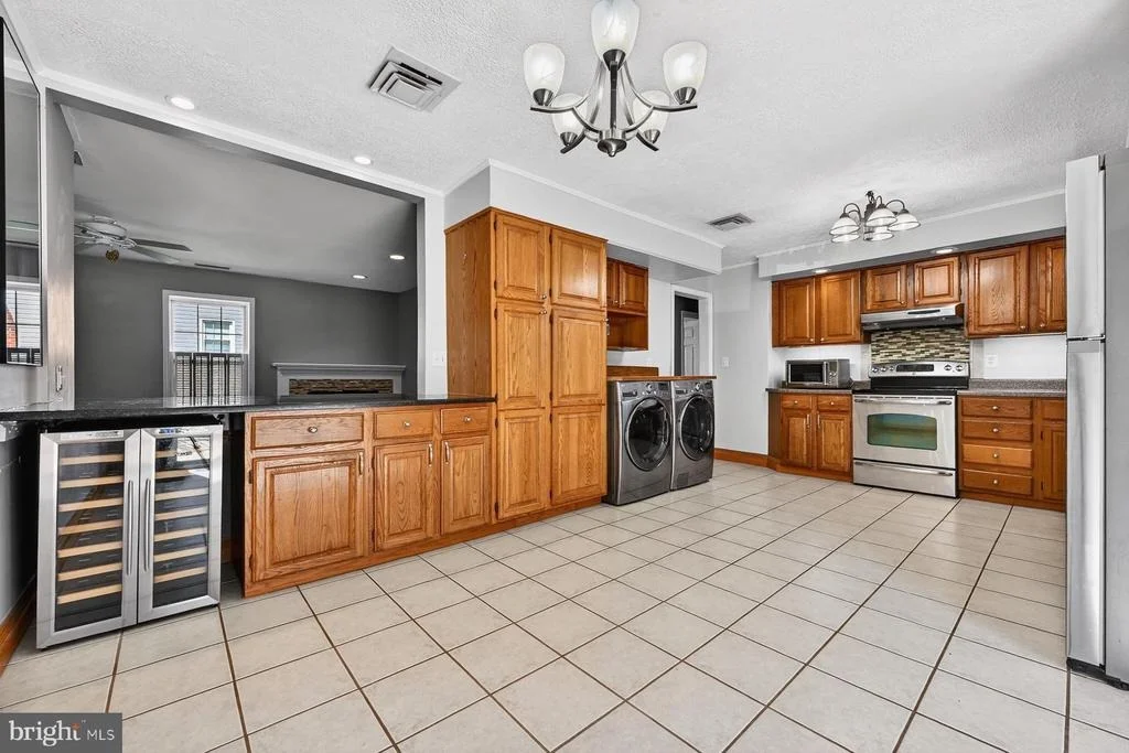 Photo of 118 ELLIOTT PLACE
