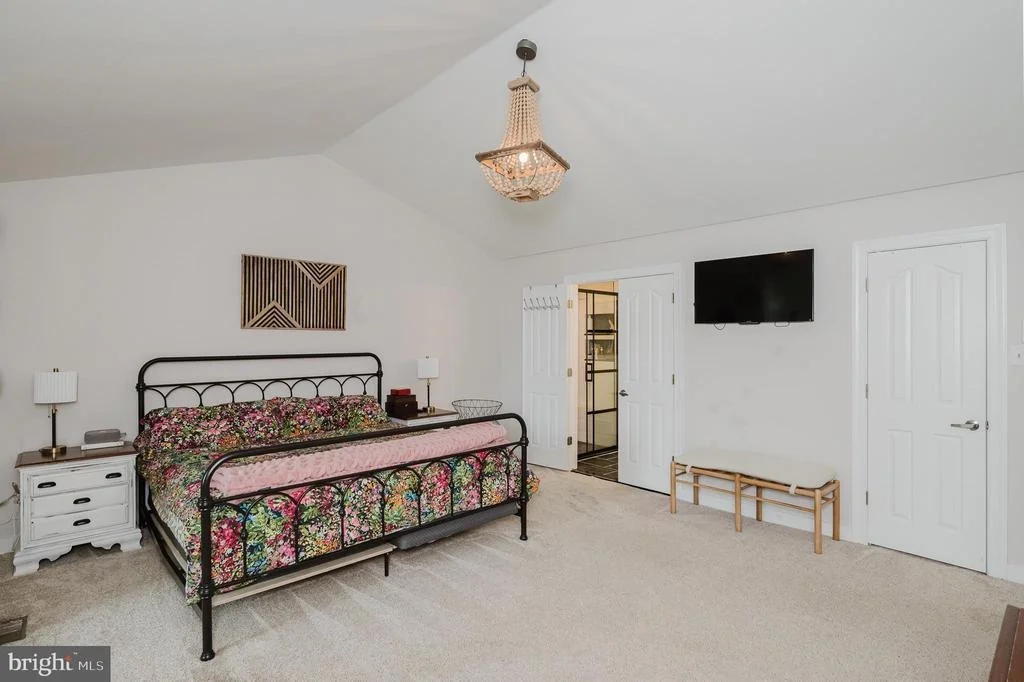 Photo of 2320 QUEENSBURY DRIVE
