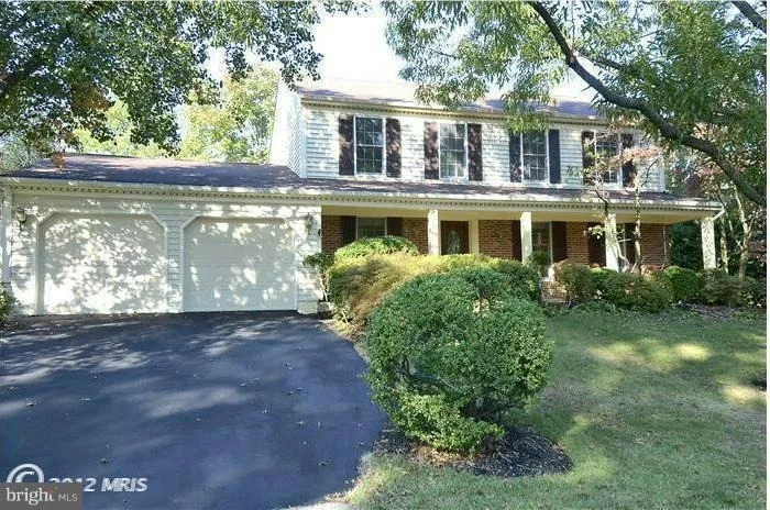 Photo of 304 BOSTWICK LANE