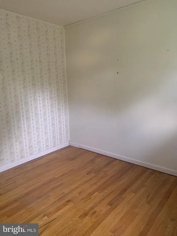 Photo of 1006 CRESTOVER ROAD