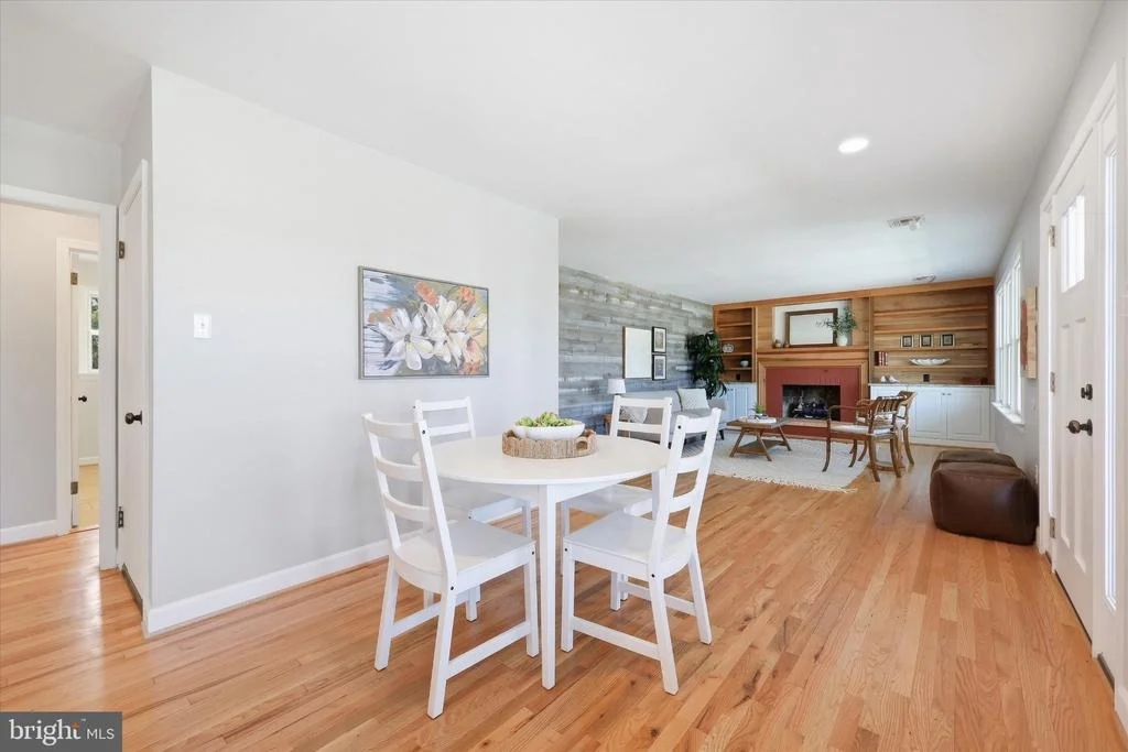 Photo of 403 W WILSON BOULEVARD