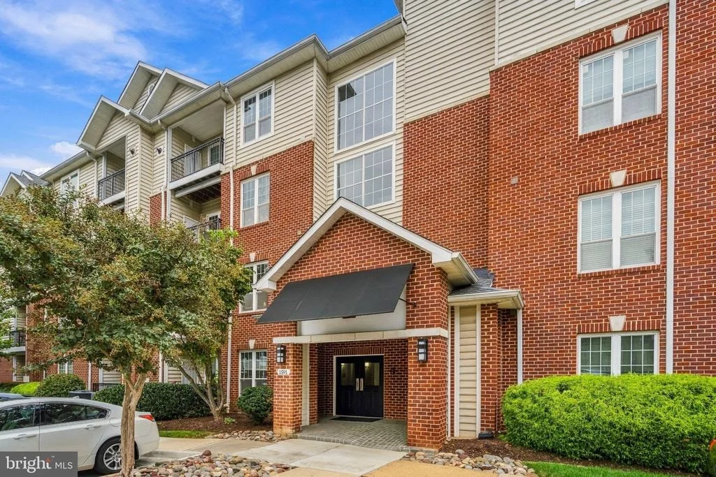 Photo of Unit 3101 at 1591 SPRING GATE DRIVE