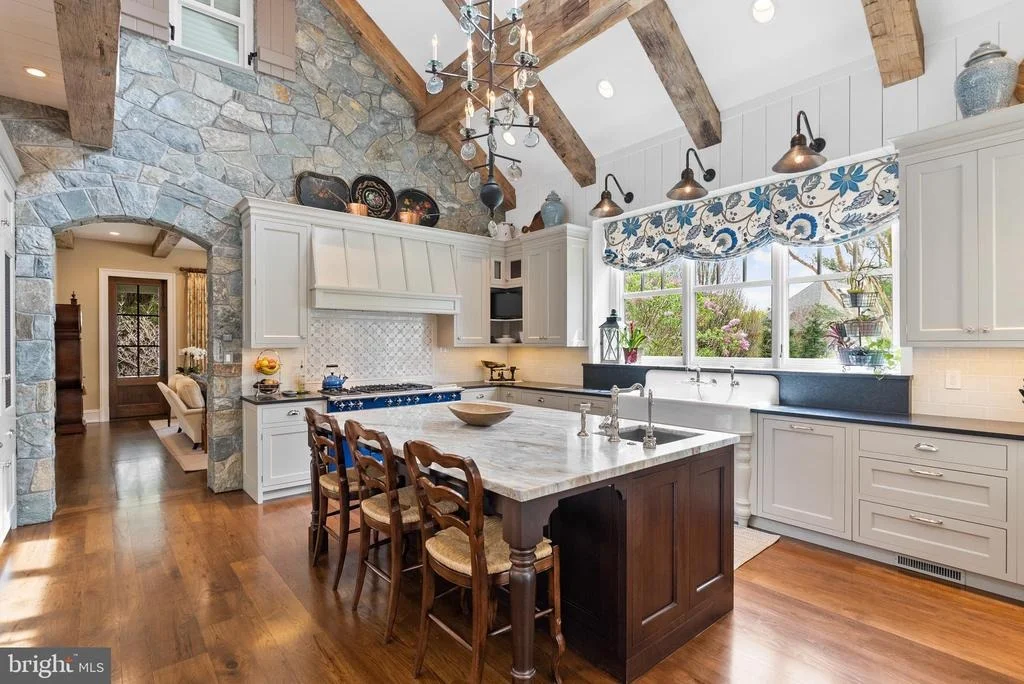 Photo of 6529 SOTHORON ROAD