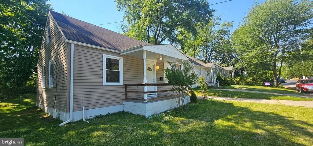 Photo of 9522 48TH PLACE