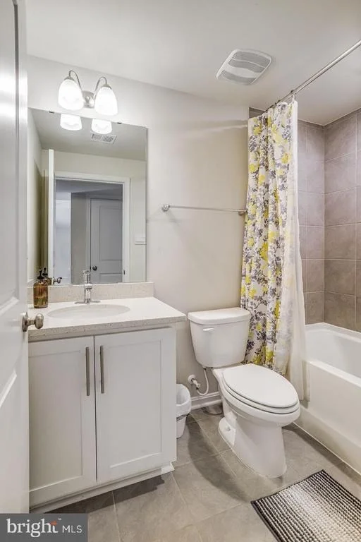 Photo of 504 CARROLL WALK AVE