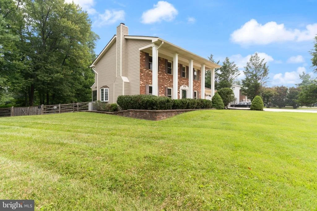 Photo of 15541 BAILEYS LANE