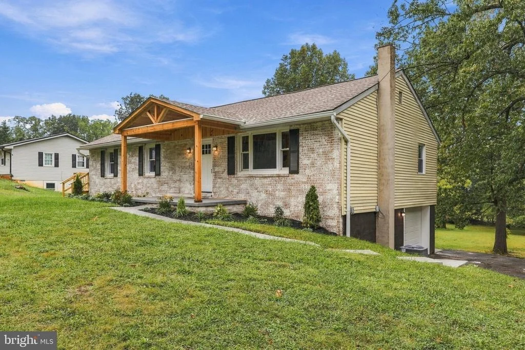 Photo of 9608 CRYSTAL FALLS DRIVE