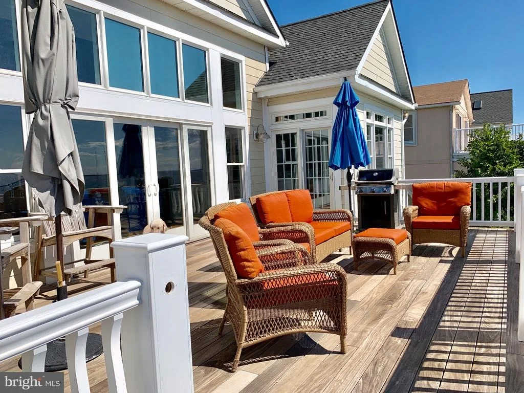 Photo of 3539 BAY DRIVE