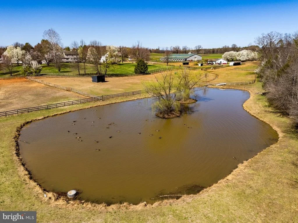 Photo of 7453 OPAL ROAD