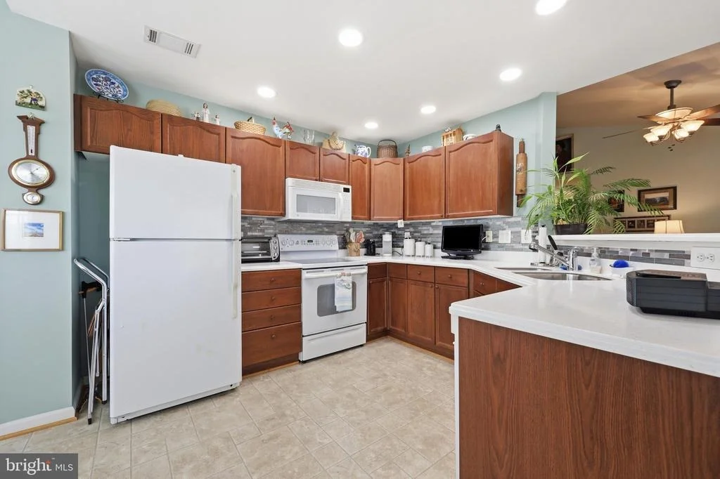 Photo of Unit 3A at 2501 COLERIDGE DRIVE
