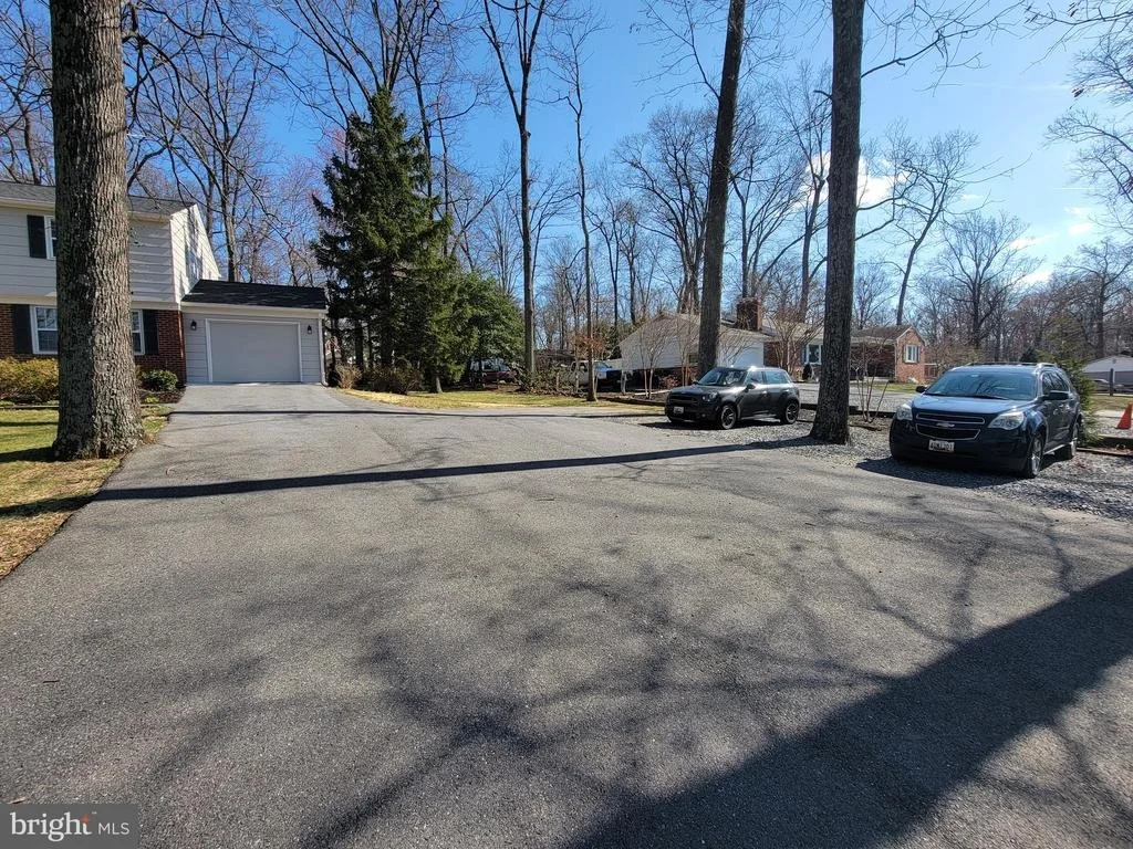 Photo of 18909 MUNCASTER ROAD