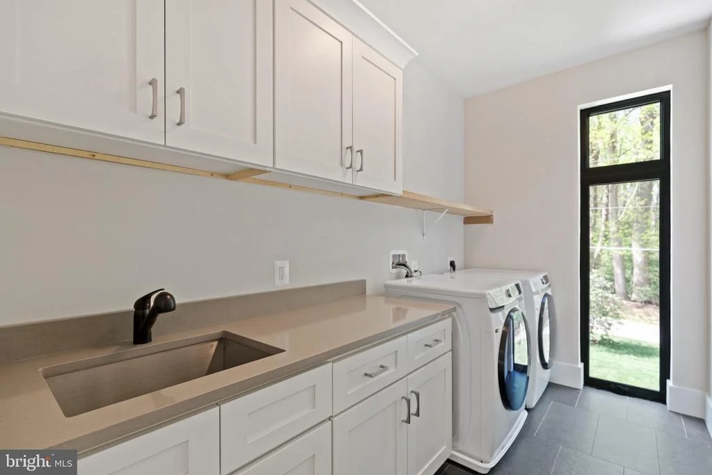 Photo of 2715 COLT RUN ROAD