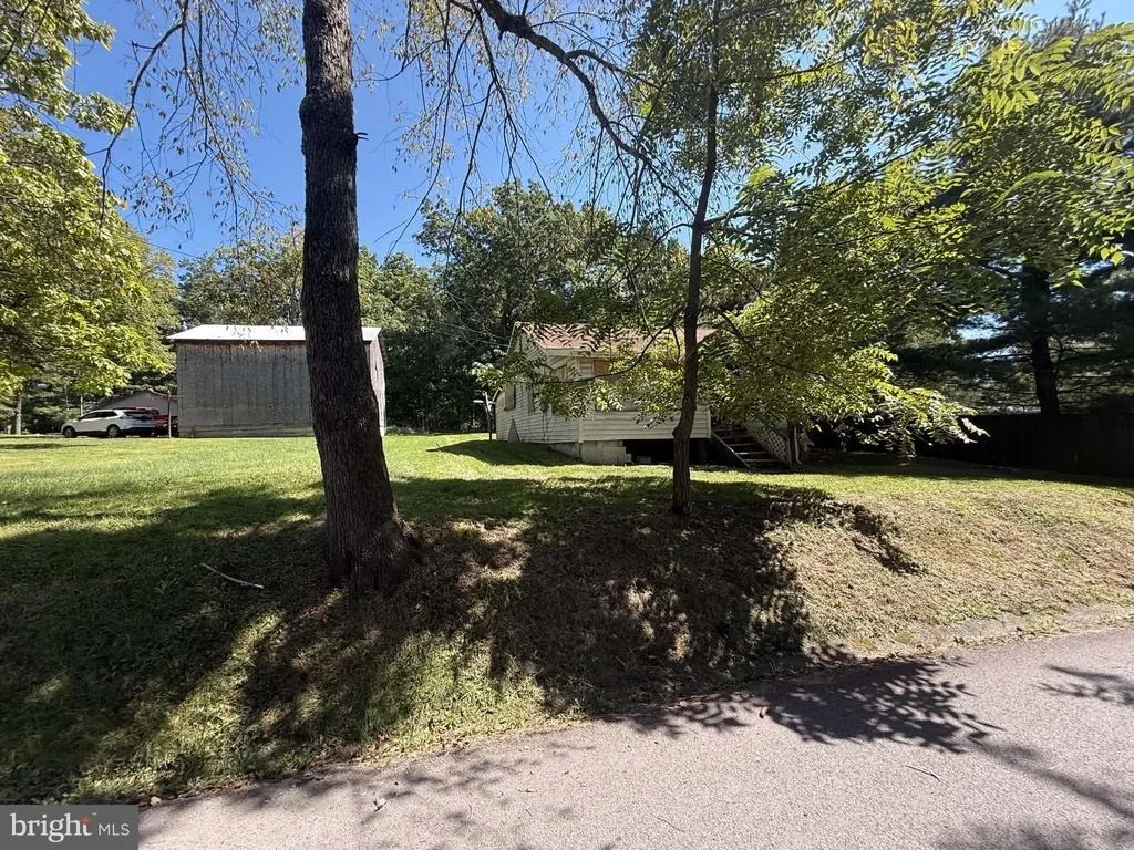 Photo of 809 N