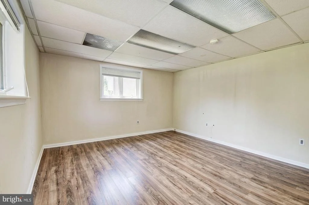 Photo of 1120 DEVERE DRIVE