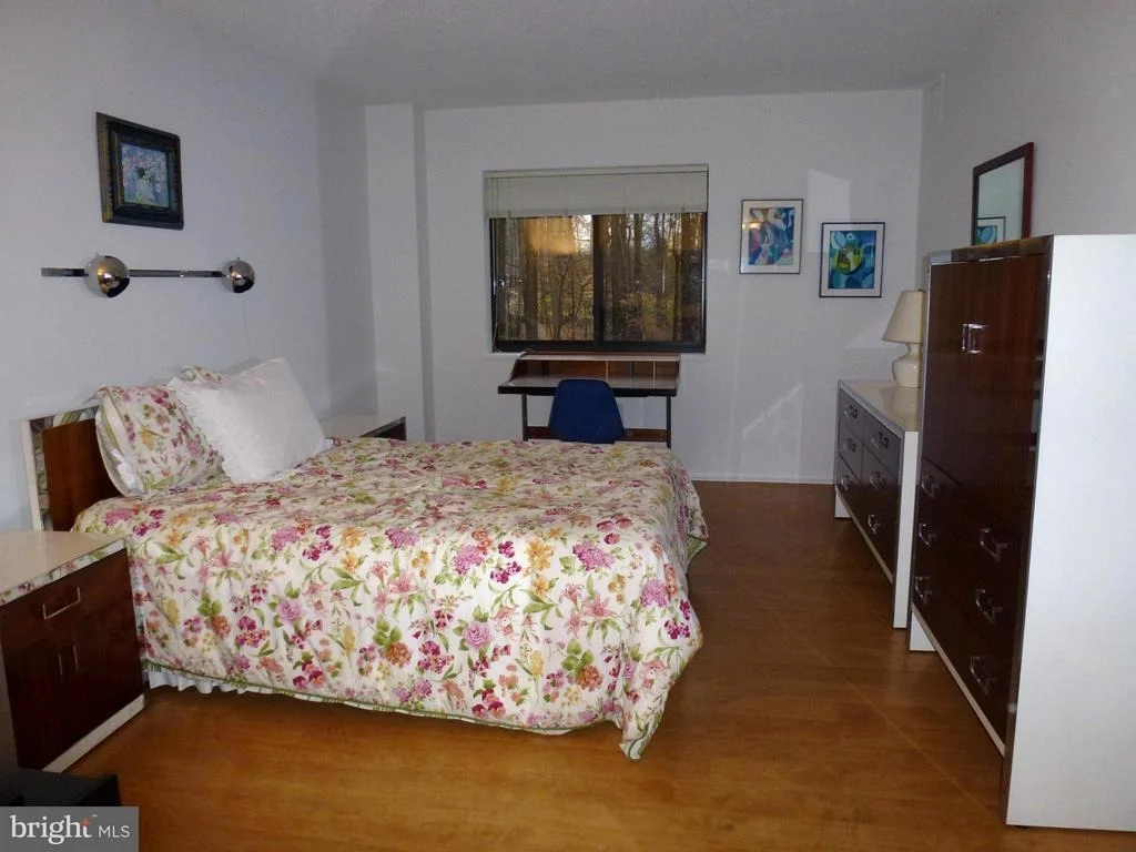 Photo of Unit 3322 at 15115 INTERLACHEN DRIVE