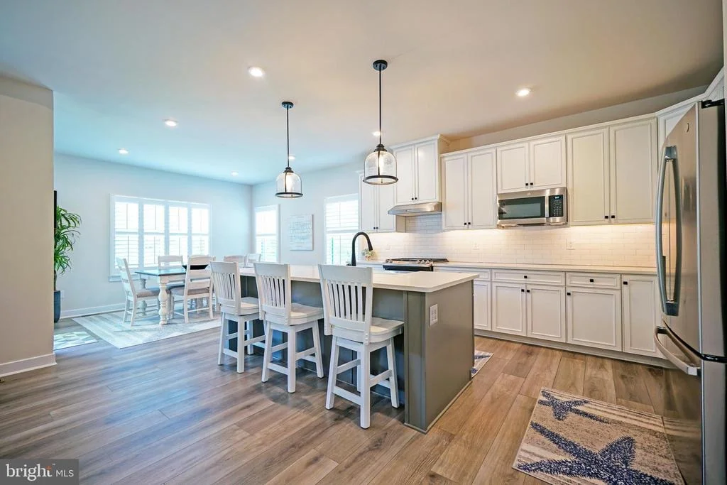 Photo of 32224 HERITAGE ROAD
