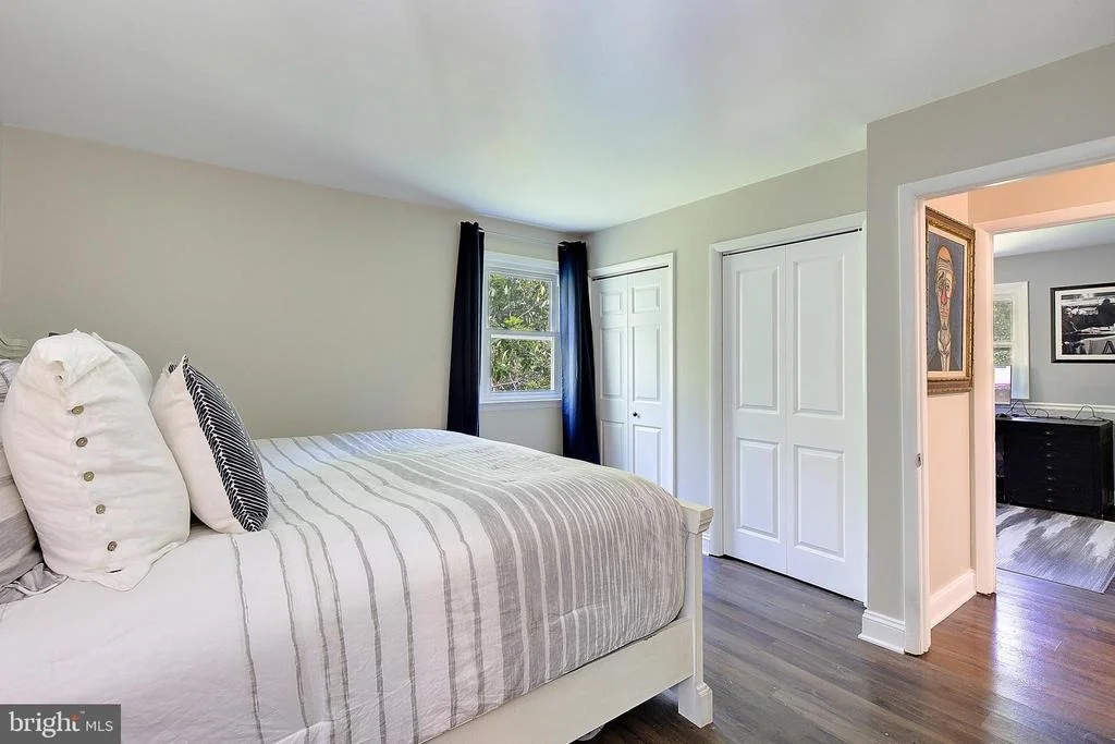 Photo of 2190 HALLMARK COURT