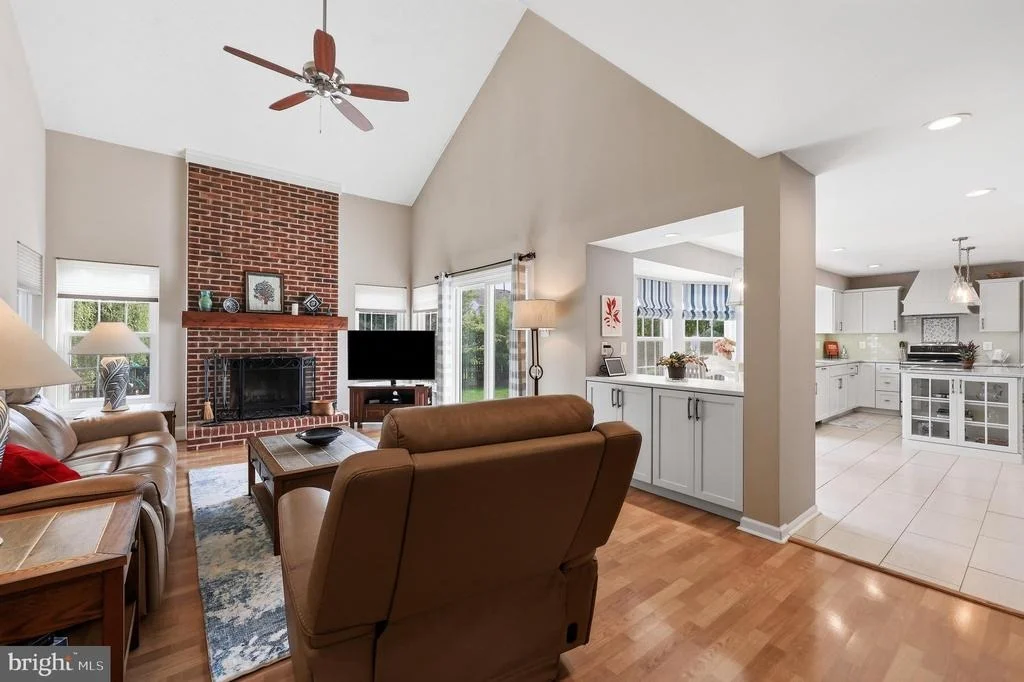 Photo of 6913 SOVEREIGN PLACE