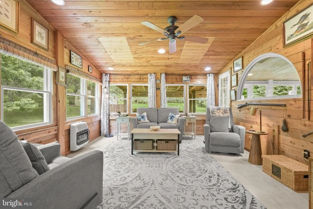 Photo of 2319 BRADDOCK ROAD