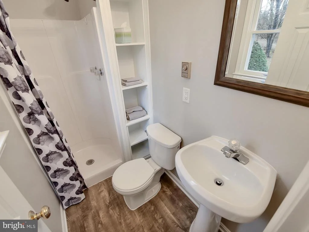 Photo of 7299 BEECHTREE LANE