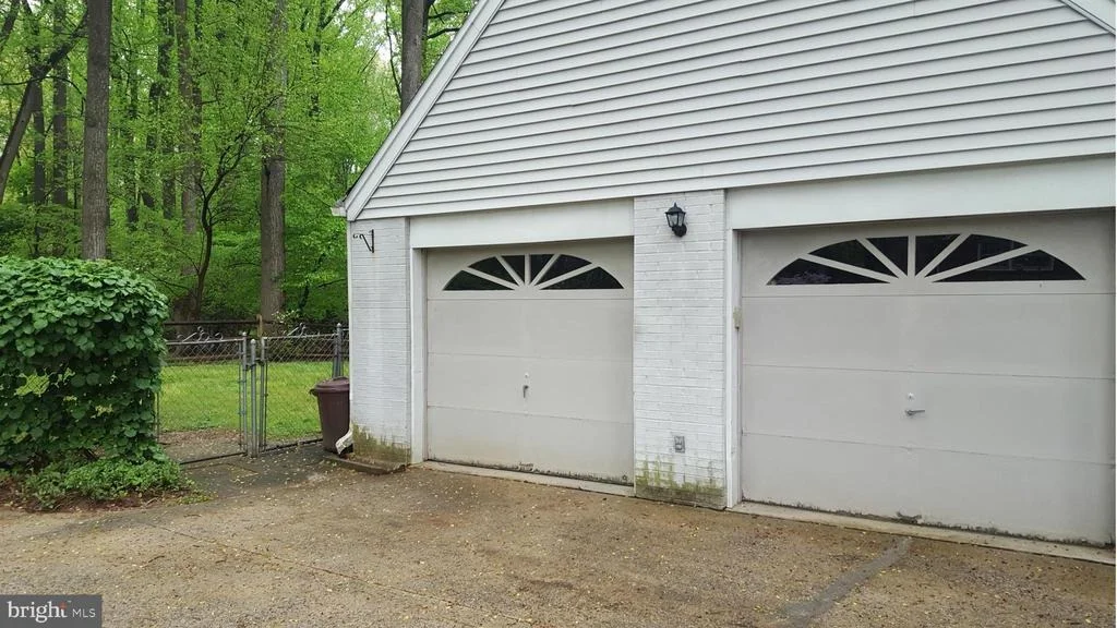 Photo of 916 COPLEY LANE