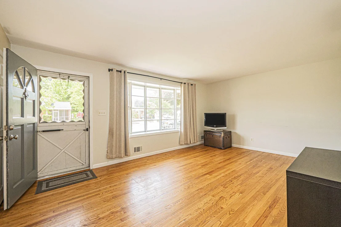 Photo of 9907 FORGE PARK ROAD