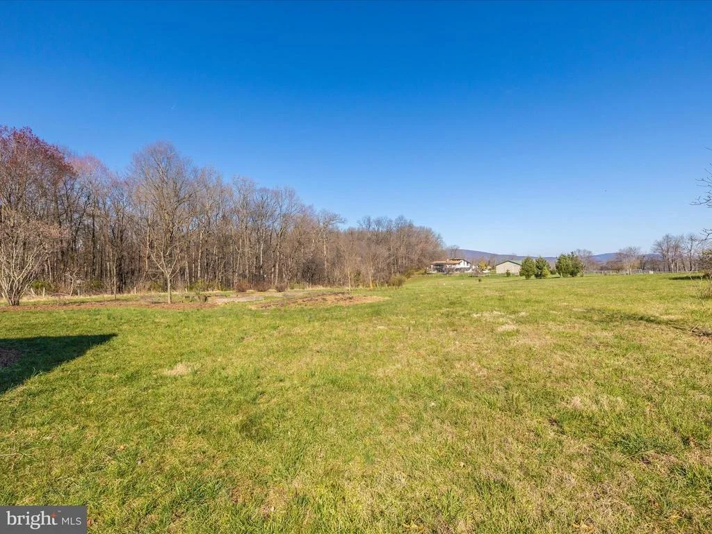 Photo of 3156 SUMANTOWN ROAD
