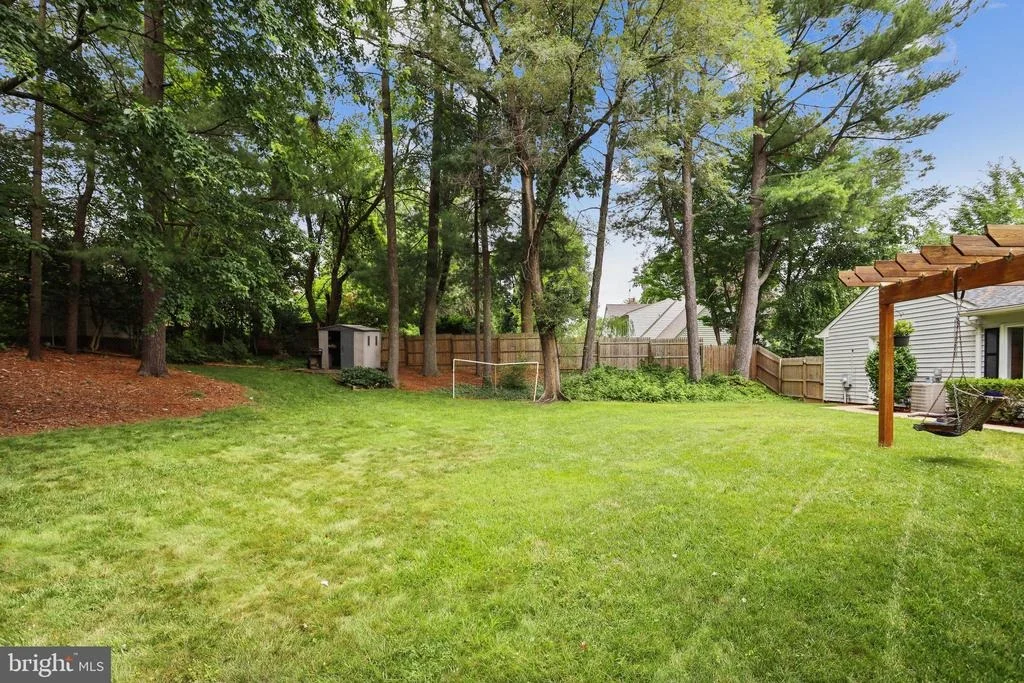 Photo of 14020 RIPPLING BROOK DRIVE