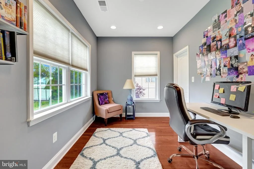 Photo of 24337 EAGLES LANDING PLACE