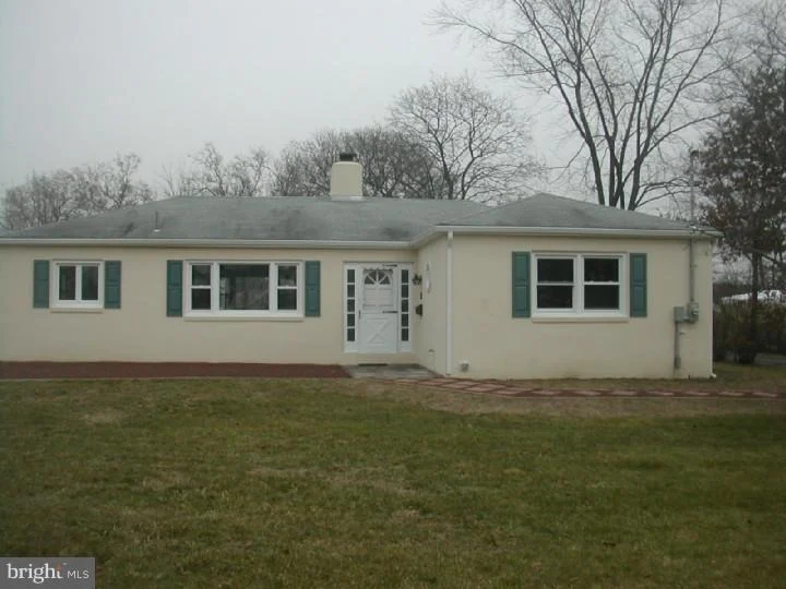 Photo of 247 S COLES AVENUE