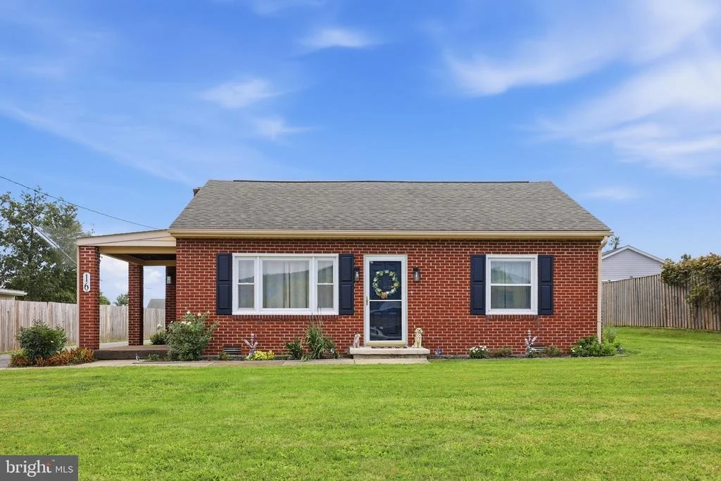 Photo of 16 SUMMIT AVENUE