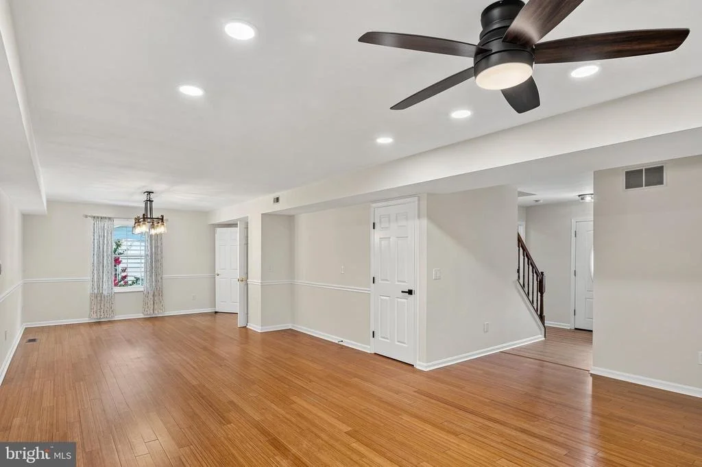Photo of 1007 HARBOR DRIVE
