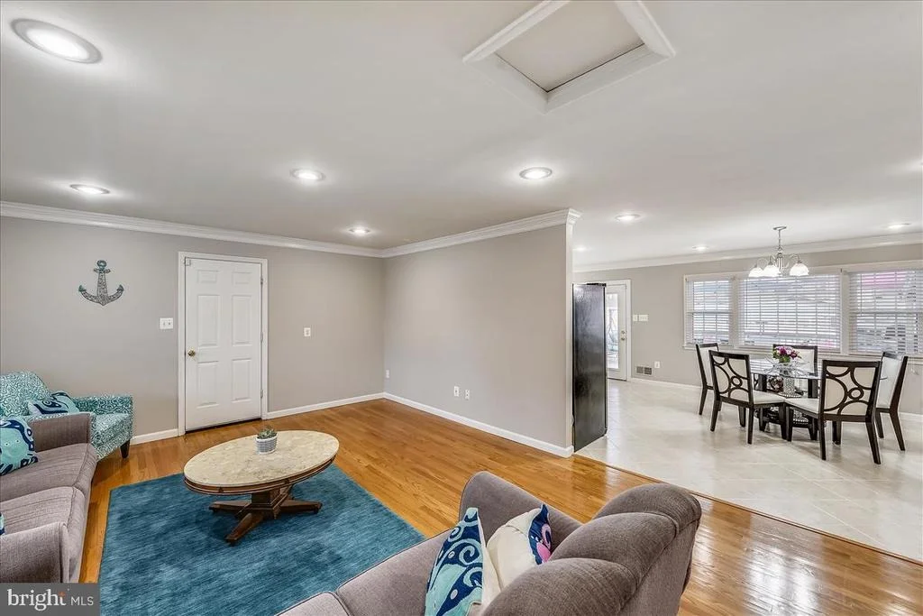 Photo of 9808 GREENVIEW LANE