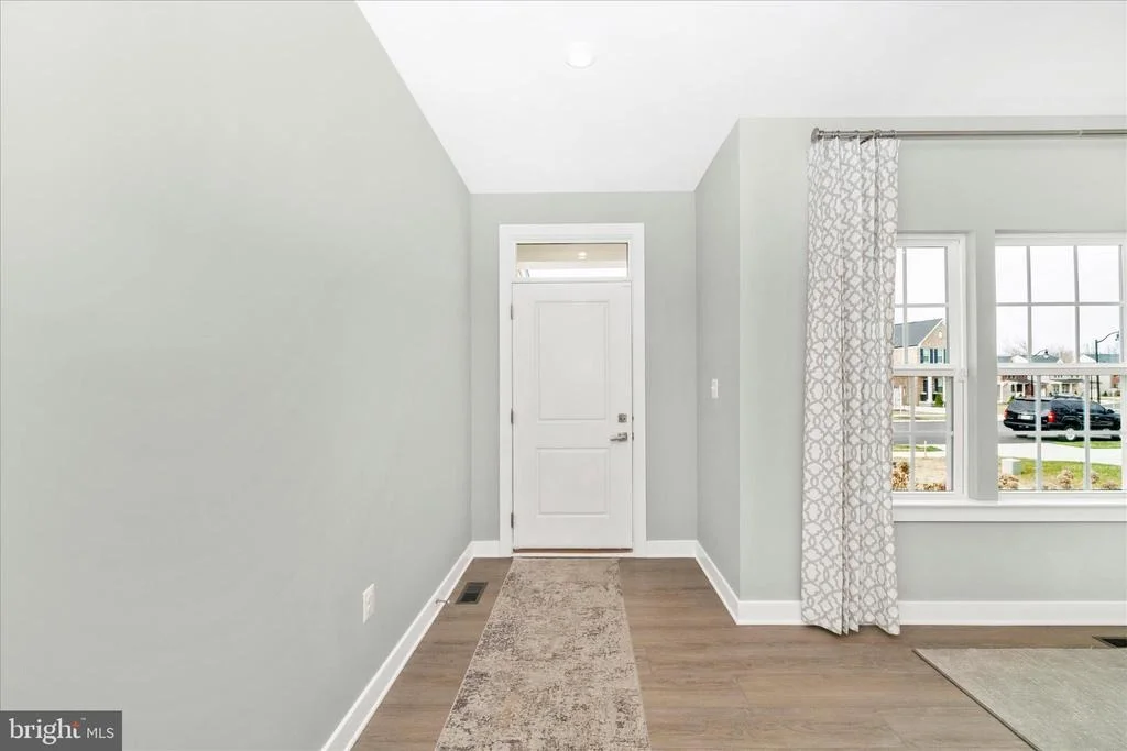 Photo of 904 MIDBROOK LN LANE