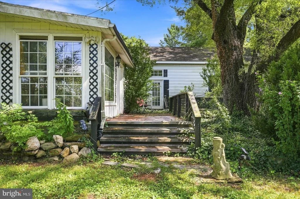 Photo of 491 VIEWTOWN ROAD