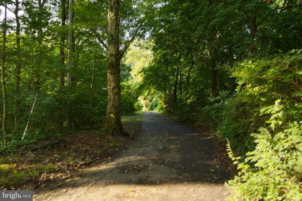 Photo of 1020 CEDAR CORNER ROAD