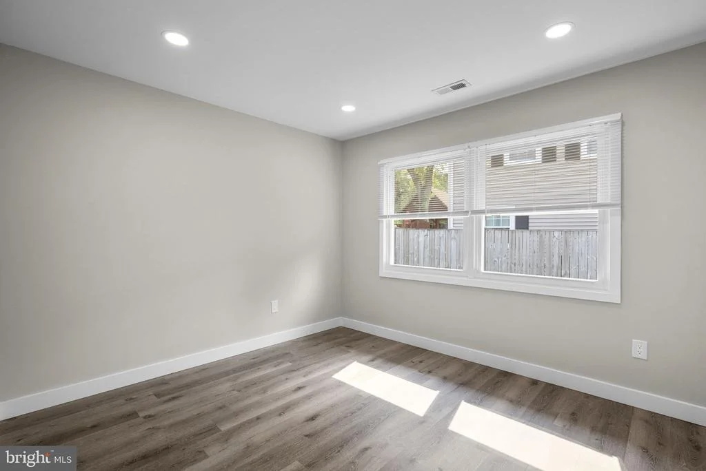 Photo of 12211 MALIN LANE