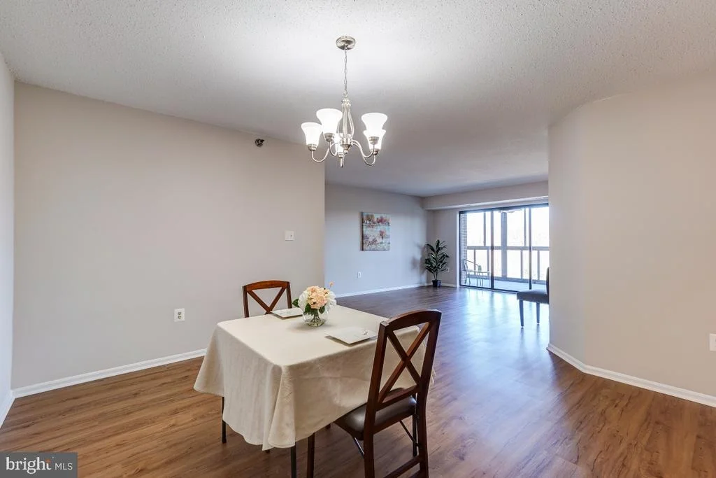 Photo of Unit 41021 at 15100 INTERLACHEN DRIVE