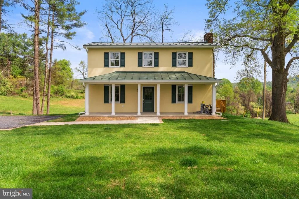 Photo of 11066 MORELAND ROAD