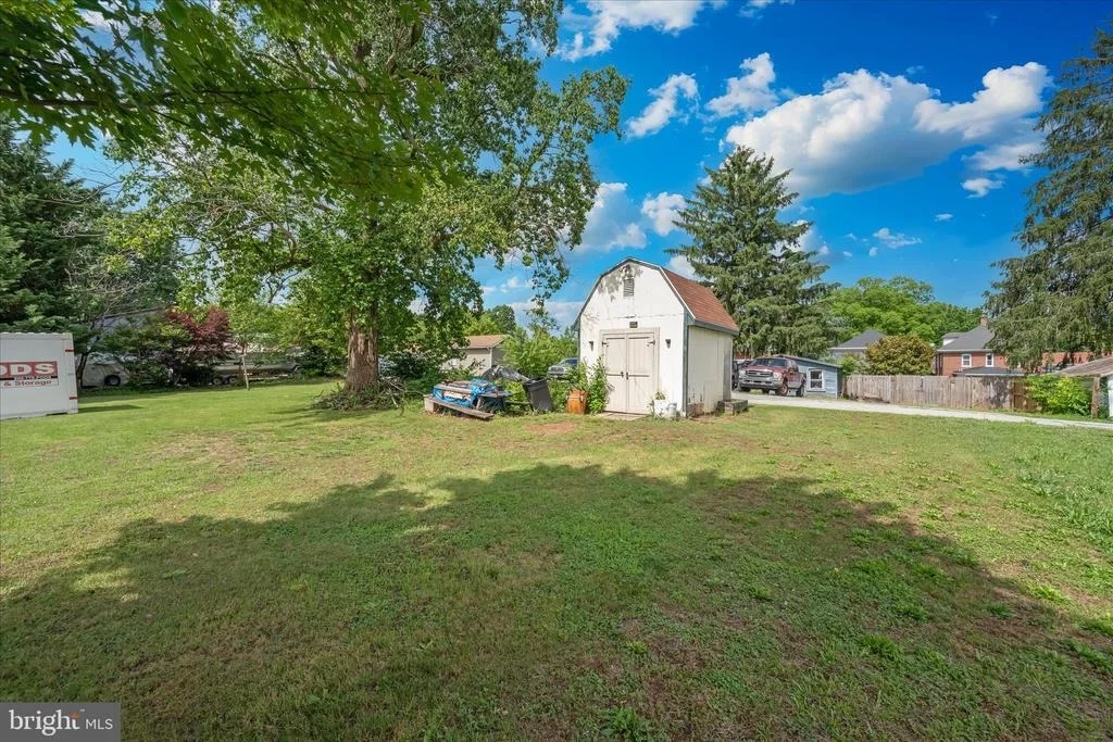 Photo of 7 DELLA LANE