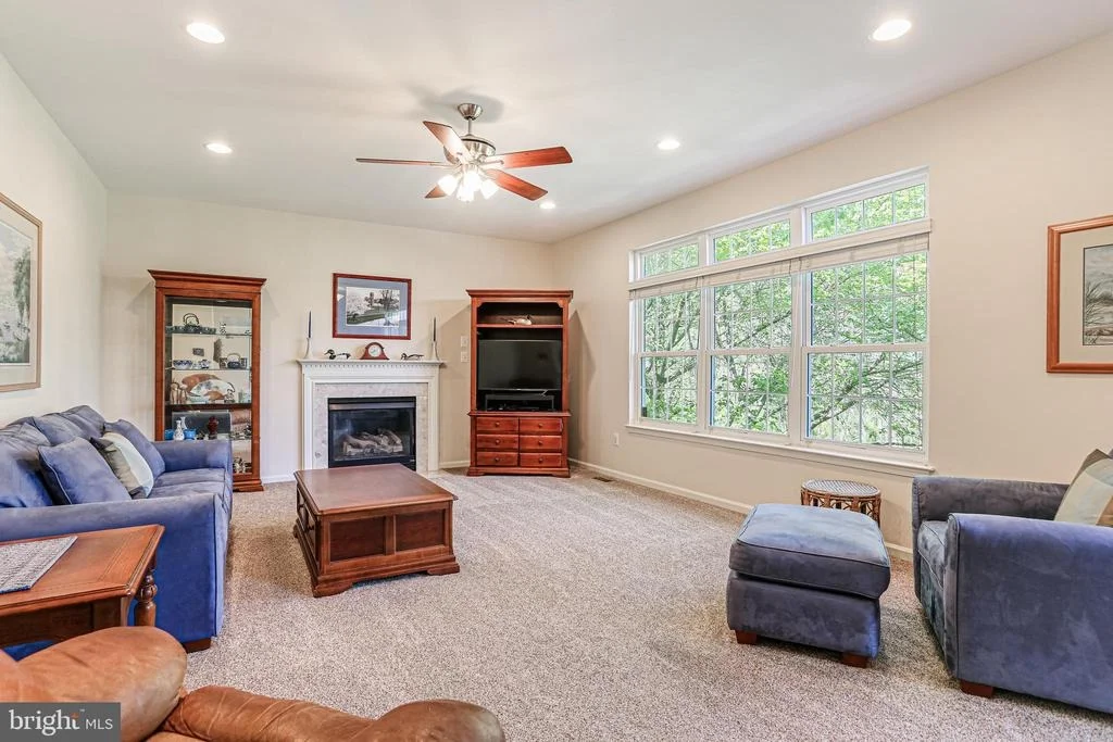 Photo of 9703 ROYAL CREST CIRCLE