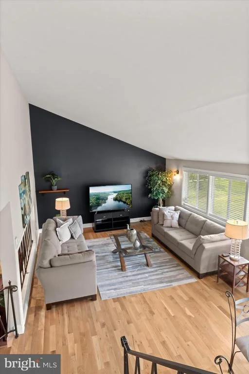 Photo of 7442 RICKSWAY ROAD