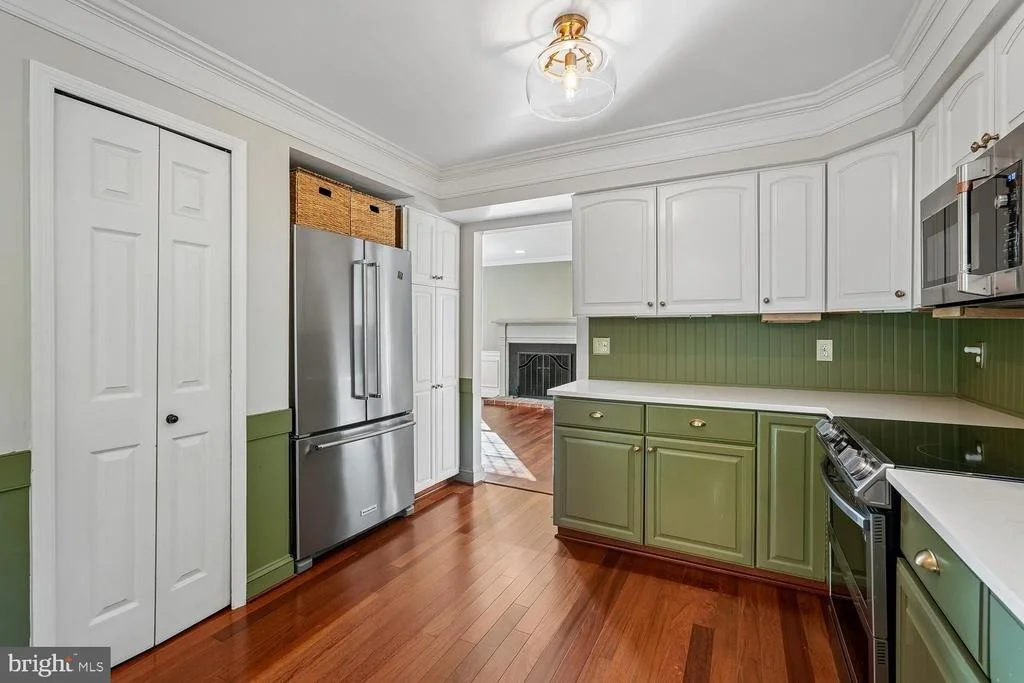 Photo of 6 BENTLEY DRIVE