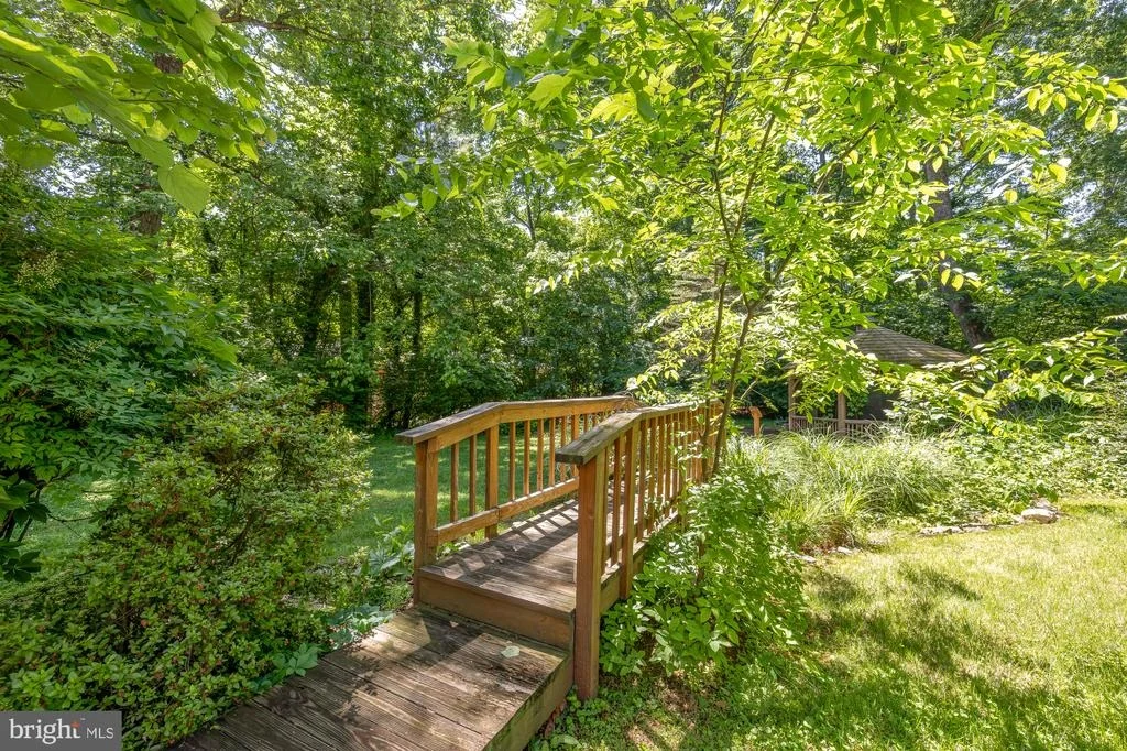 Photo of 45383 PERSIMMON LANE