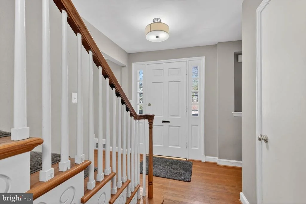 Photo of 7215 ROLLINGWOOD DRIVE